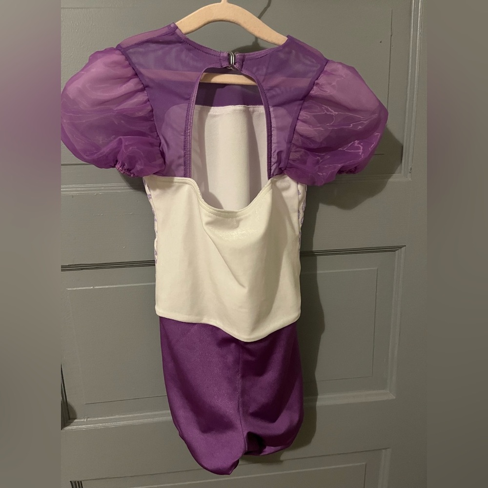 Girls 4T Dance Leotard Tutu Set Purple
Sparkle Gymnastics Outfit - Picture 5 of 8